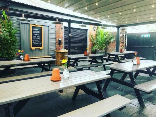 The Anchor Inn คาวส์ ภายนอก รูปภาพ